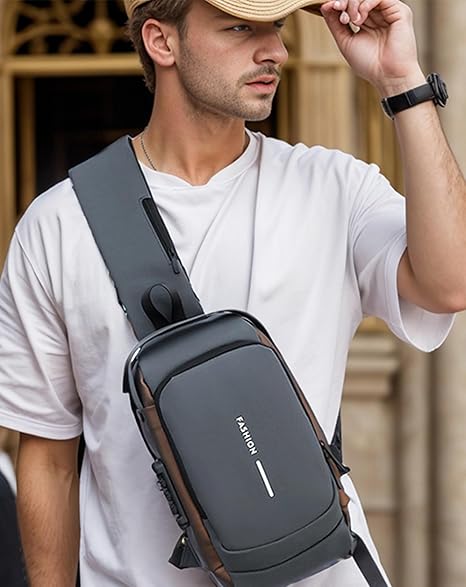 Mochila Antirrobo Impermeable con carga USB ™