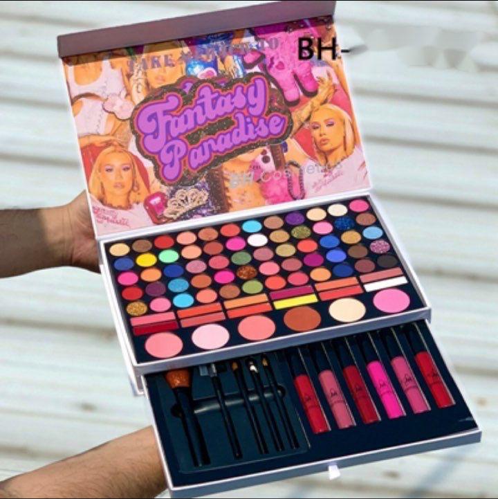 Paleta de Maquillaje con Brochas ™